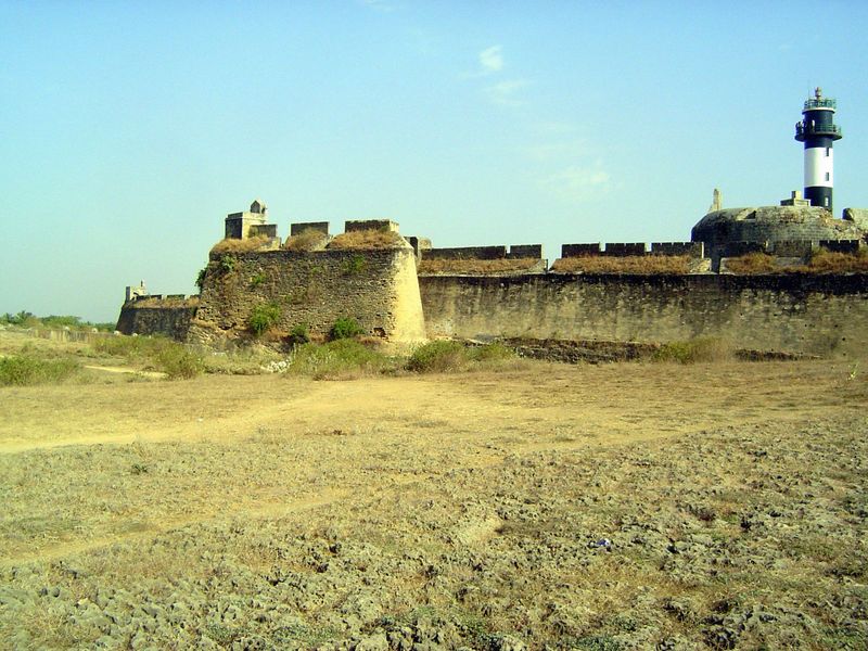 Unlike the vanished forts at Goa, Cochin, and Calicut, Diu's had and has water on three sides—all four if you count the now mostly dry moat.