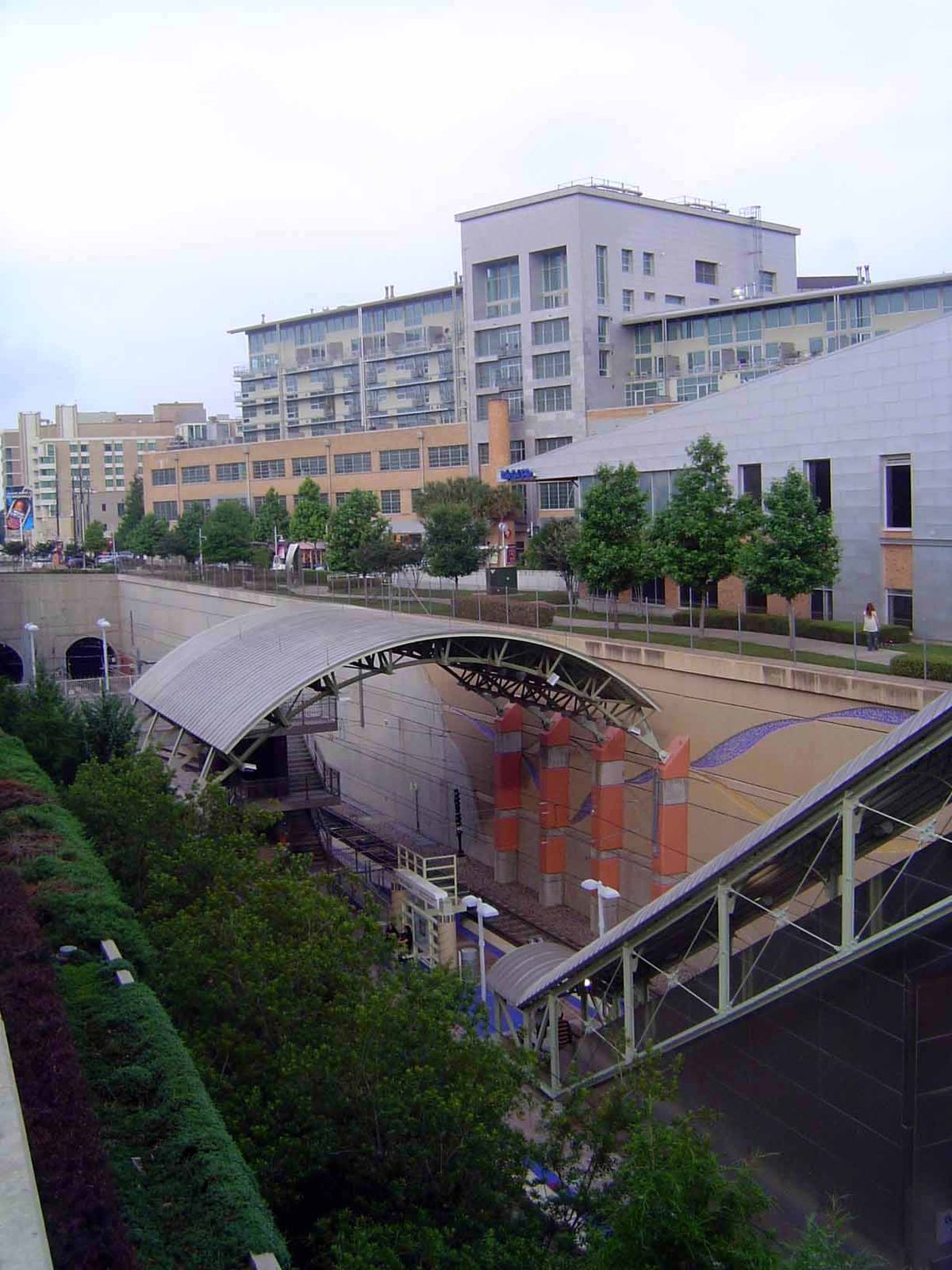 Here, close to NorthPark, is the Mockingbird Station, opened in 2001. In the background is an old Western Electric warehouse.