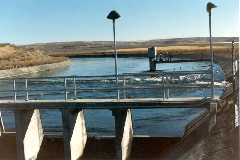 Part of the Basin, however was reclaimed in the 1950s by the Bureau of Reclamation, whose Columbia Basin Project lifts water from the Columb