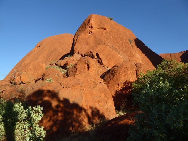 Before you get too excited about igneous rock, cast an eye on the ridges up top.