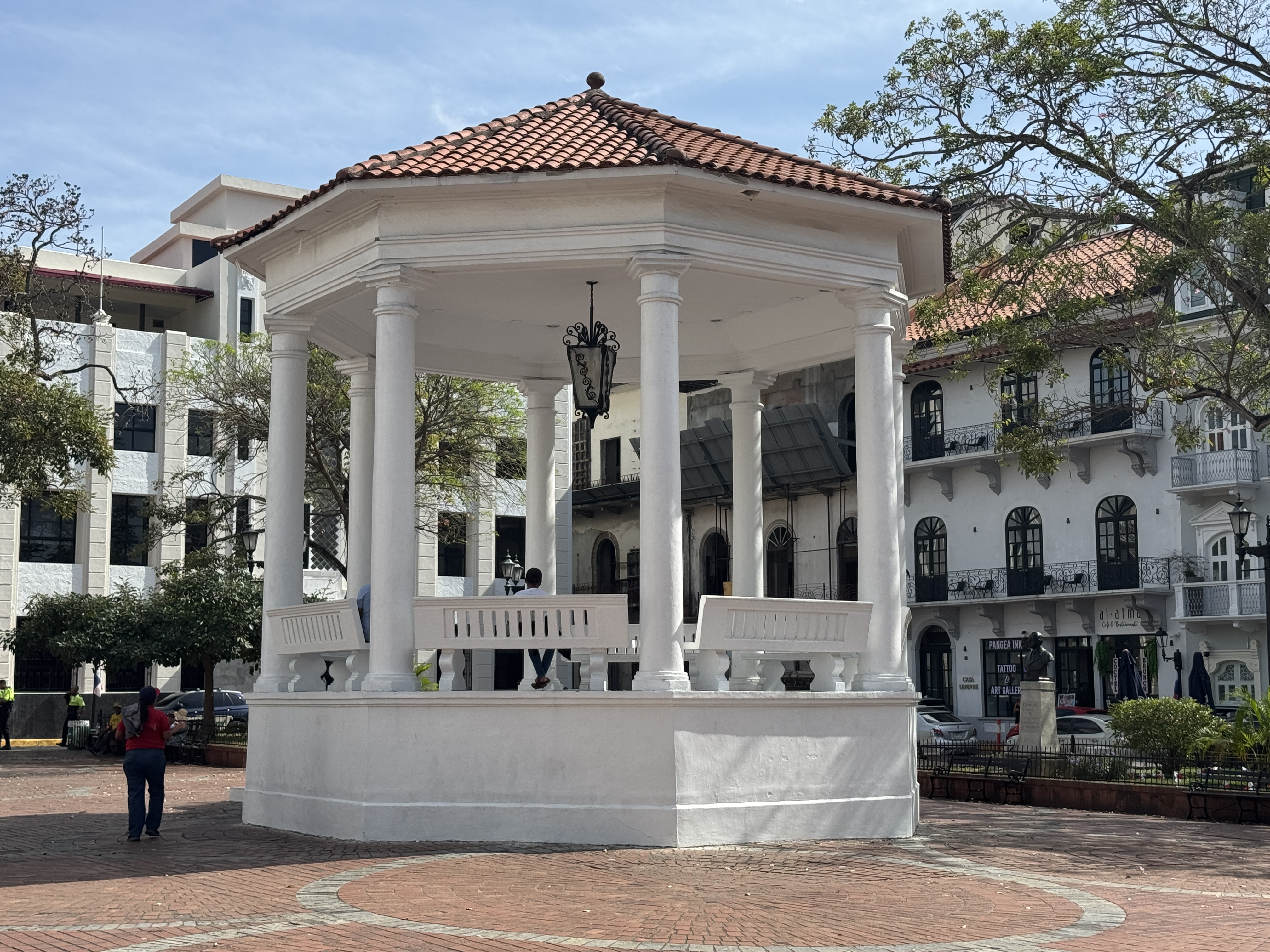UNESCO in 1997 placed the Casco Viejo on its World Heritage List, despite this plaza eyesore.  Also, some of the buildings around the plaza 