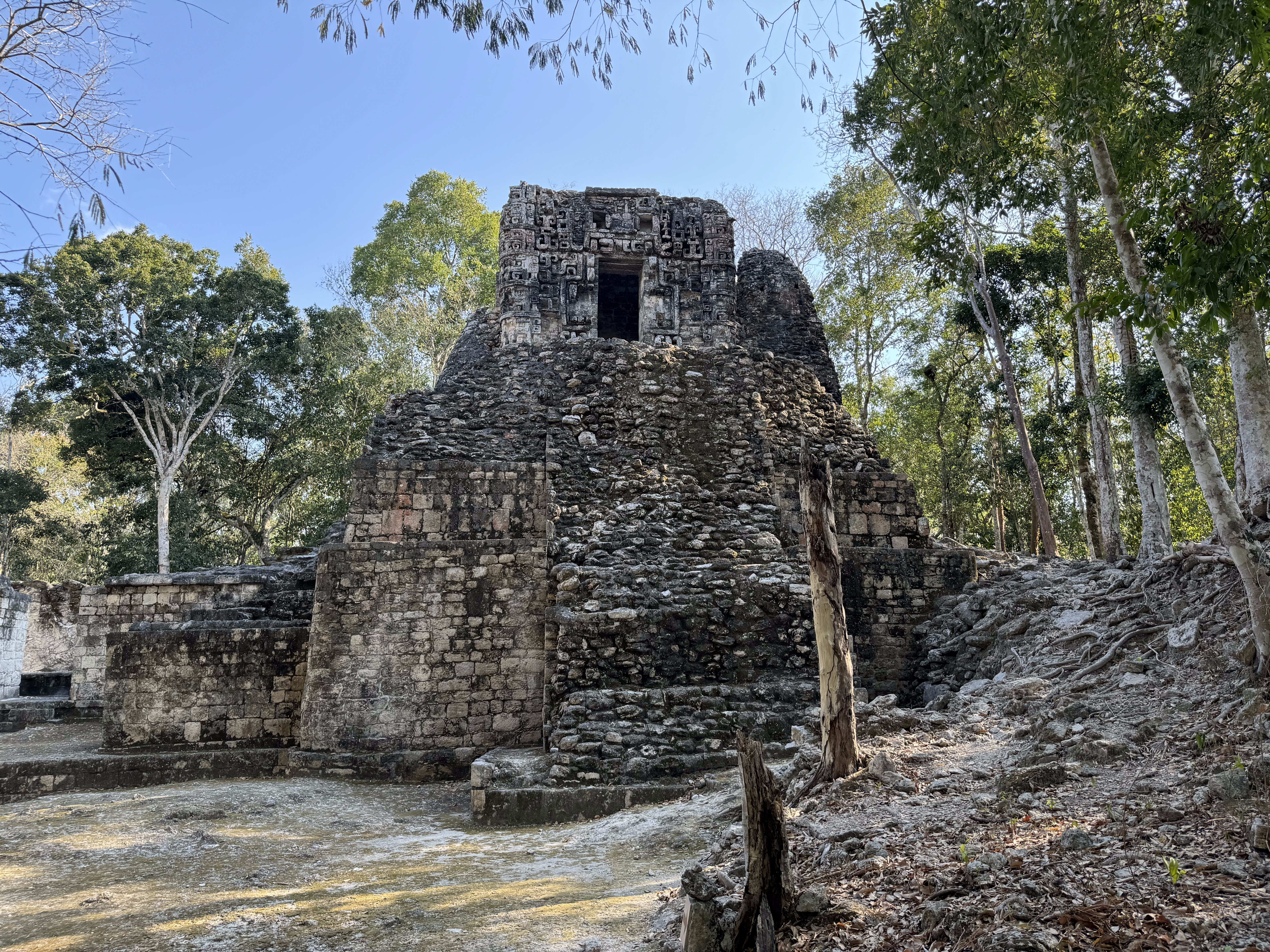 There's at least one other large structure at Hormiguero.  See what's up top?