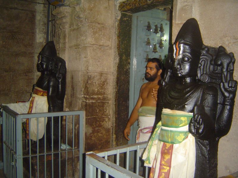 Inside, there is an image, not to be photographed, of the lord of Vaikunt in his human form, Krishna. Alexander Rea in 1909 published a sket