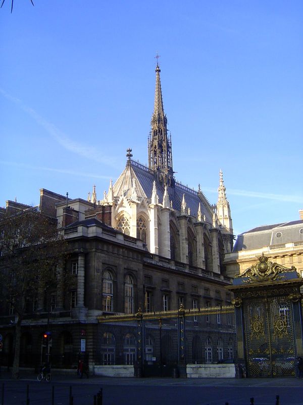 From the birthplace of Gothic to by some measures its apogee: we've come to Sainte Chapelle, which shares the tiny Île de la Cité with the C