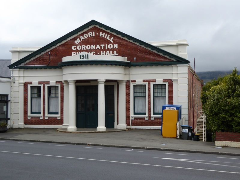 A public hall whose name recalls the coronation of his successor.