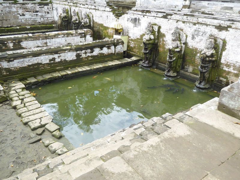 The excavator, J.C. Krijgsman, took his daily bath here in hopes the place would become a regular bathing place, but for some reason officia