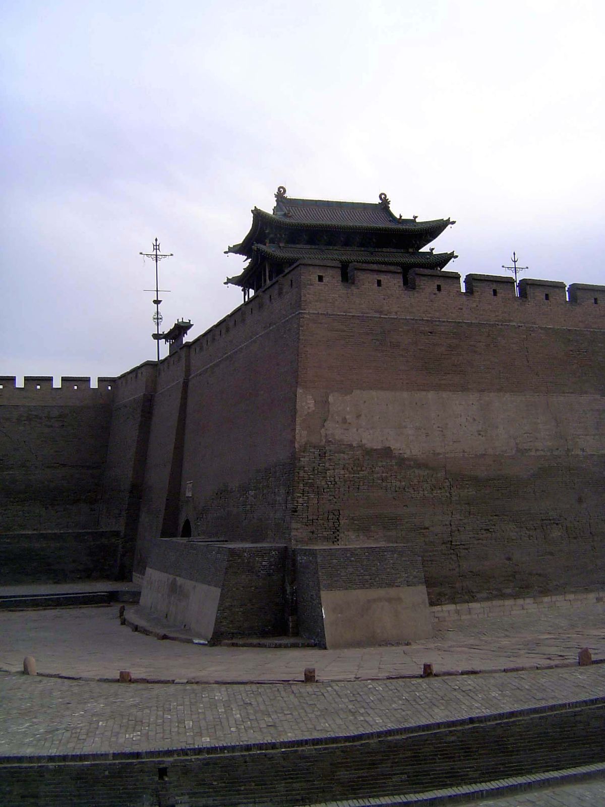 The north or Gongji Gate.
