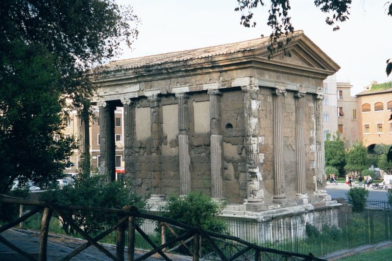 Next to it: the Temple of Portunus, from the late 2nd century B.C. and dedicated to the god of harbors. Restored in 1922, it had been a chur