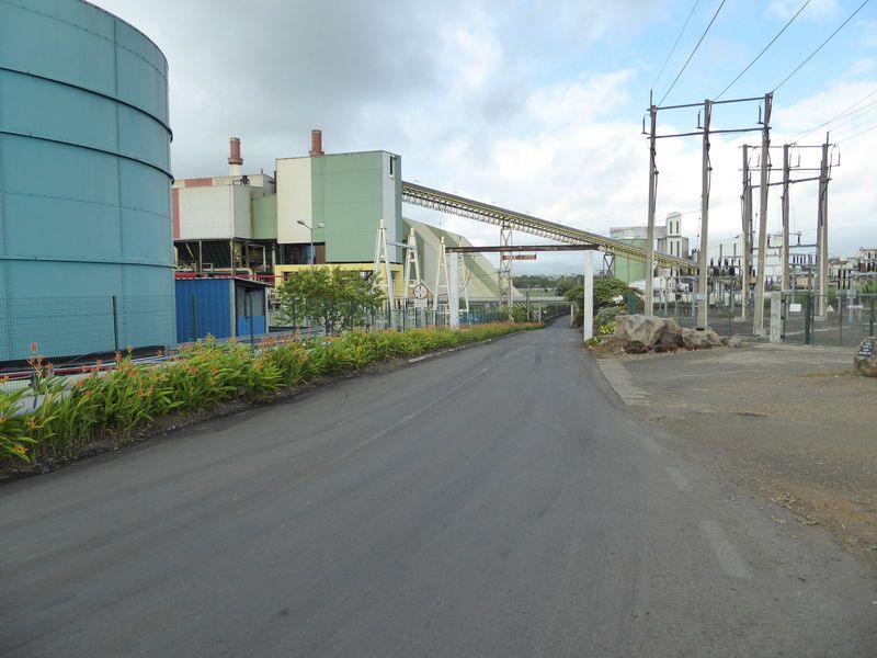 The plant makes white sugar, which is a major change from even the recent past, when Mauritius produced and exported bulk raw sugar. The pla