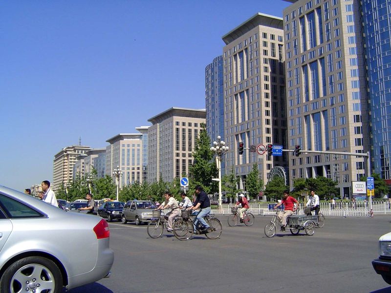 The results? This is the main road running east-west past Tian'anmen. If it wasn't for the bicycles, you might think you were in Washington,