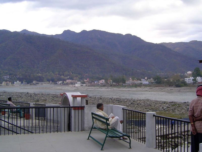 Peace and quiet at the Swami Dayananda Ashram, Rishikesh.