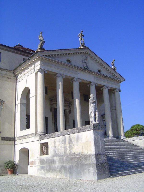 Here's the northwest facade, the one you see as you approach the building. The statues on the parapets, here as on the other facades, are by