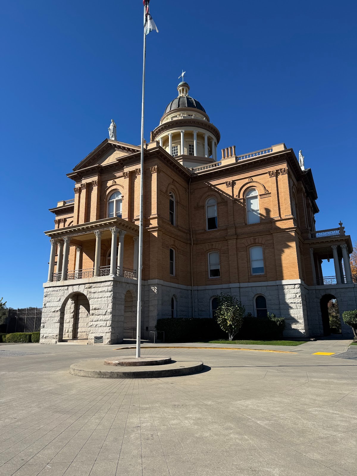 Here we are back in the 19th century at the Placer County Courthouse, completed in 1894 at Auburn, a town of 15,000 people at the top of the