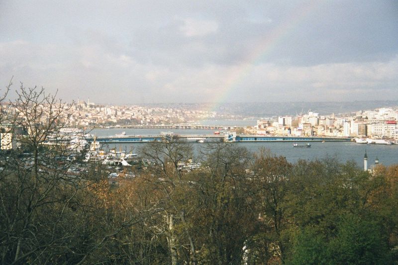 Here's the Golden Horn, that dead-end arm of the Bosporus. The view here is to the west, up-channel. On the right side is what a century ago