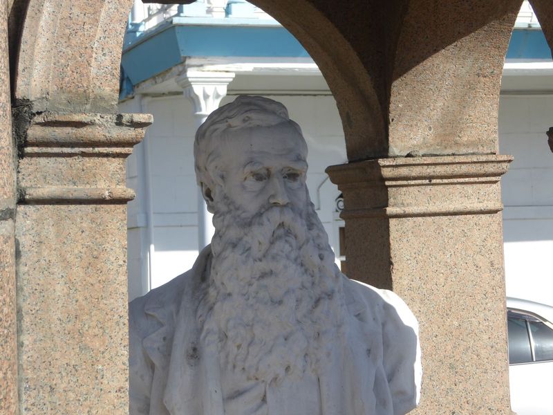 The beard seems better suited to Scotland than the lowland tropics. Georgetown sits at six degrees north, but the temperature stays mostly b