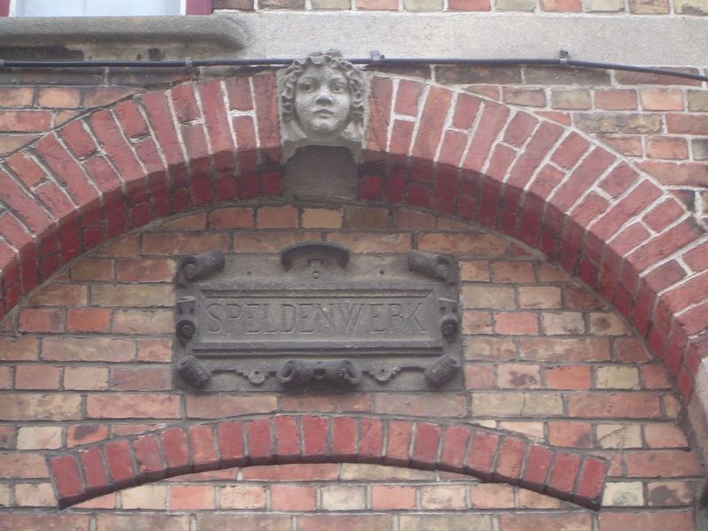 Here, on Sint-Annakerkstraat, a house remembers the needleworkers who once made Bruges famous for lace.
