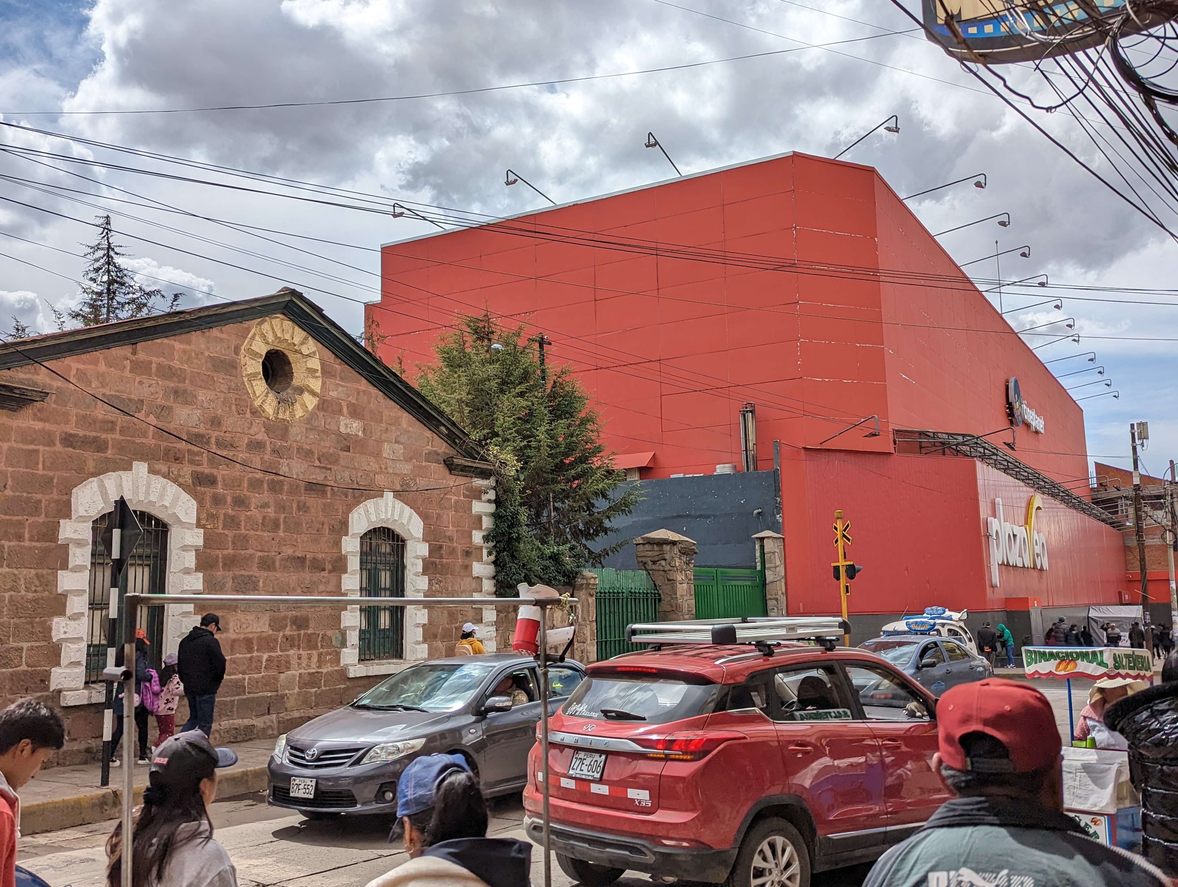 Next door is Plaza Vea, a hypermart owned by Supermercados Peruanos, which is controlled by Intercorp, which is controlled by Peru's reputed