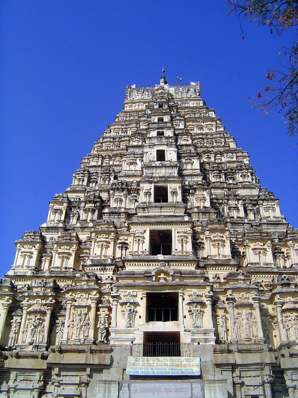 The east gopura or entrance tower to the Virupaksha or Pampapati Swami Temple was built in the 1400s but rebuilt about 1800, perhaps by the 