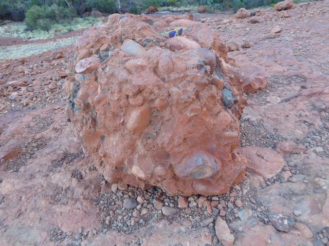 Find a piece that's broken loose, however, and it's obviously different unlike Uluru. Say hello to the Mt. Currie Conglomerate. Giles descri