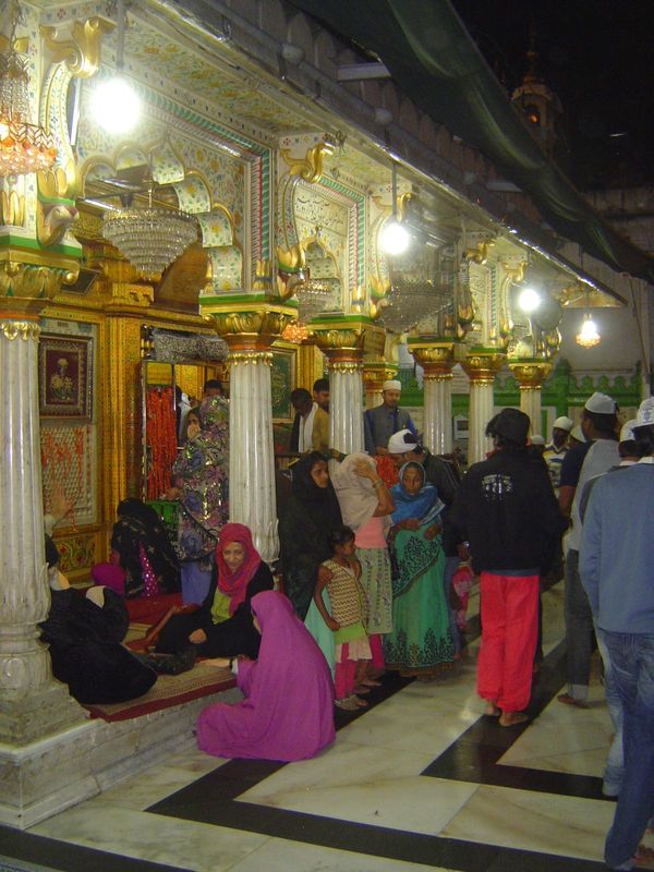 Stephen wrote: "While living, he \Nizamuddin drew the pious allegiance of eager multitudes, and after his death, down to the very date of ou