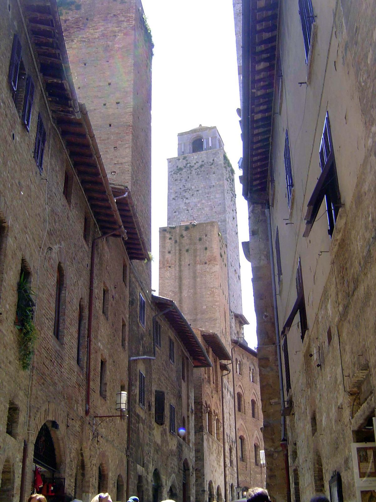 Approaching the Torre Rognosa or Torre dell'Orologio.