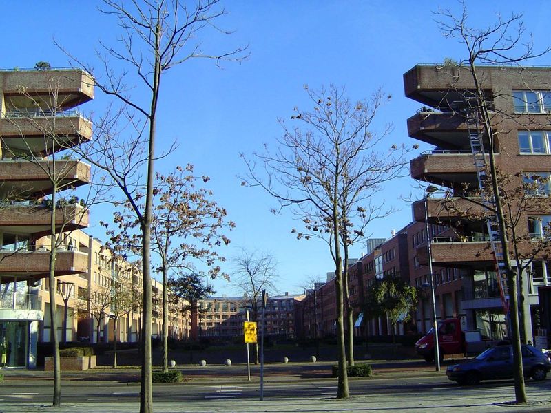The Cortile, a massive apartment block of 310 units designed by Bruno Albert.