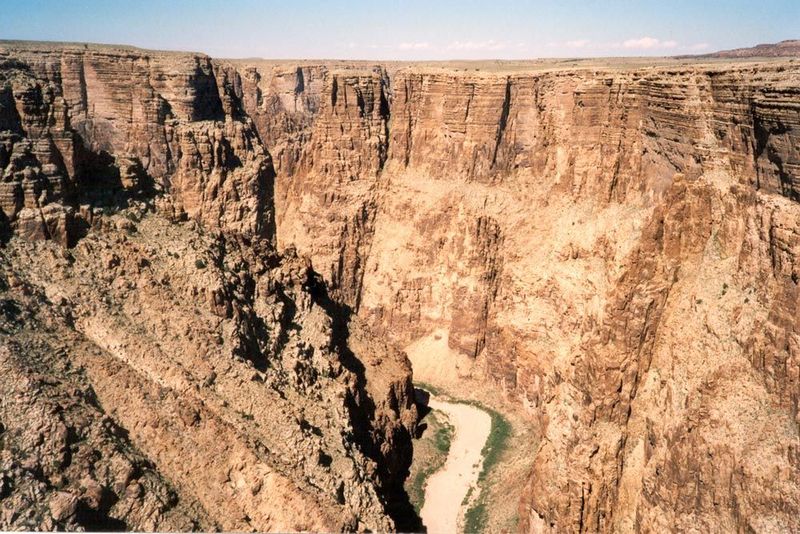 For comparison: the canyon of the Little Colorado, upstream from the Grand Canyon and entering on the left bank. It's impressive but constri