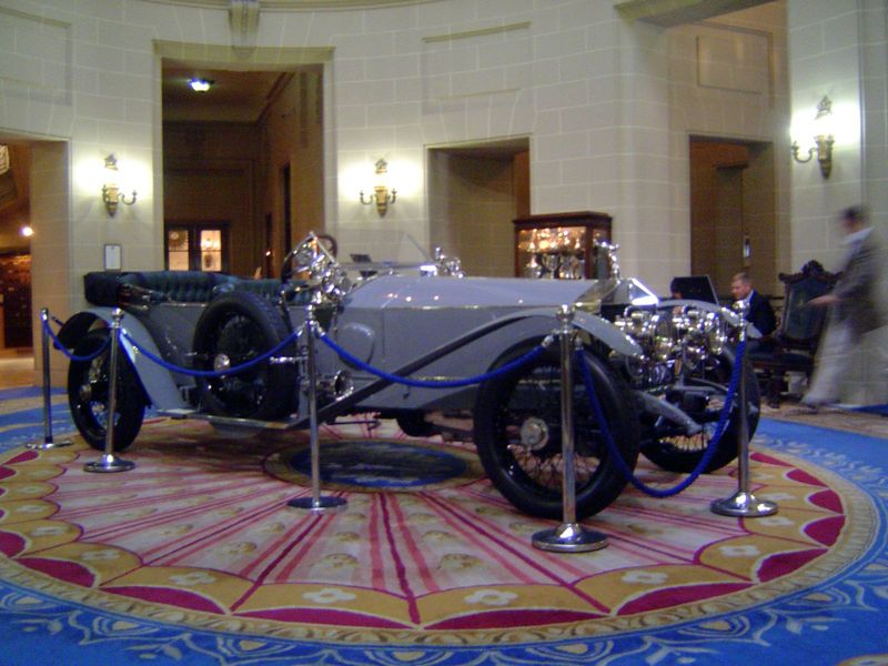 The club today has no connection to the at-your-service automobile club that operates nationally, but it does keep a handsome Rolls in the l