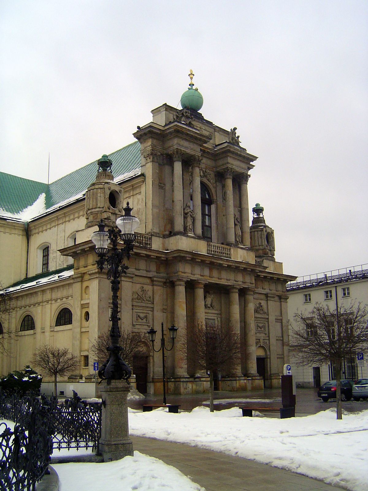 Old by local standards: this is the Church of the Assumption of the Blessed Virgin Mary. Originally a Carmelite church from 1682, it got a n