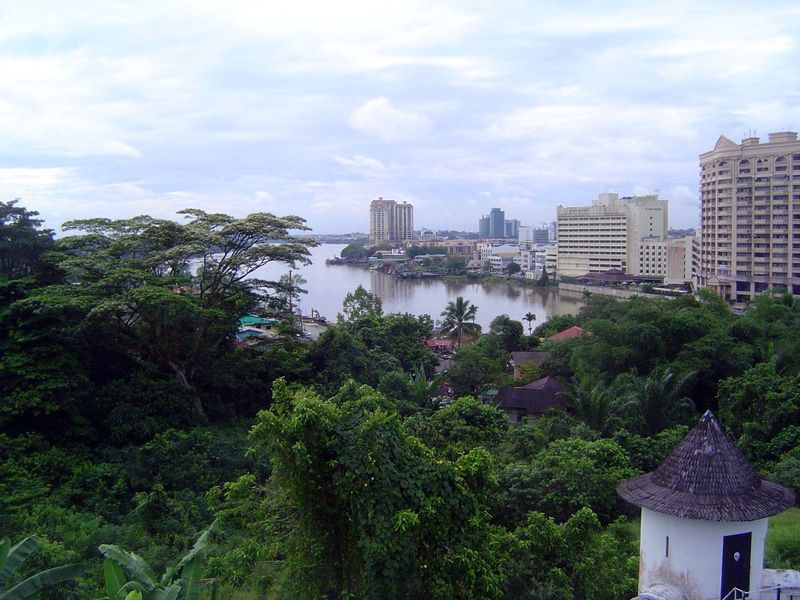 We're up at Fort Margherita and looking across the river in a set of four overlapping pictures. We'll swing right.