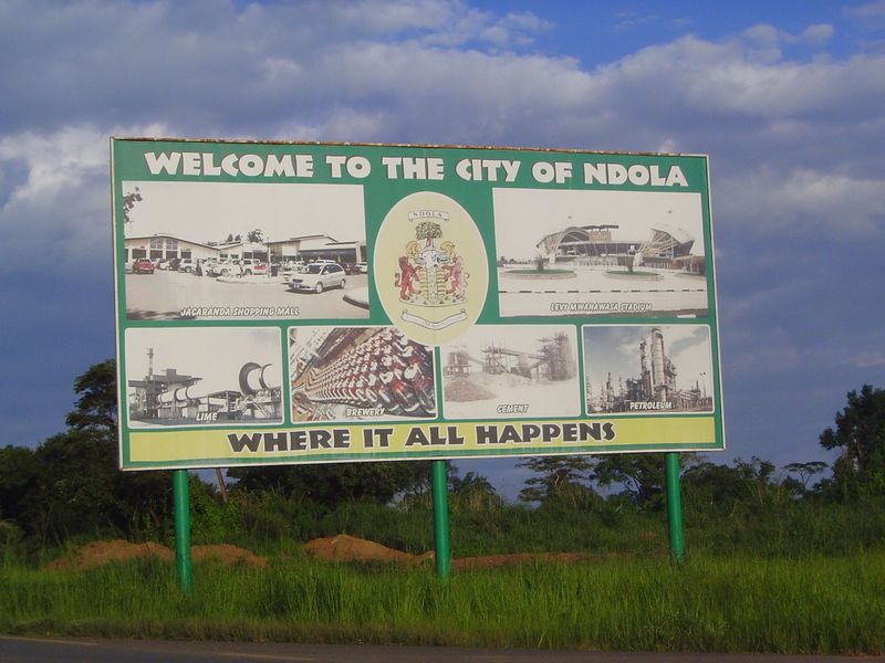 More likely, visitors come by road. Notice the picture of the slave tree? It's there, at the top of the city's shield.