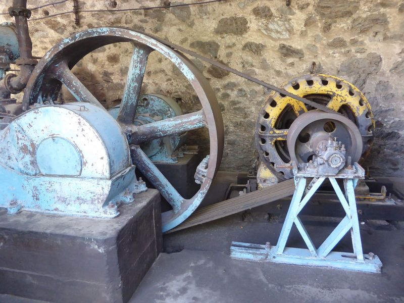 The compressors were run with electricity from the station at Zadera, a hundred miles away.
