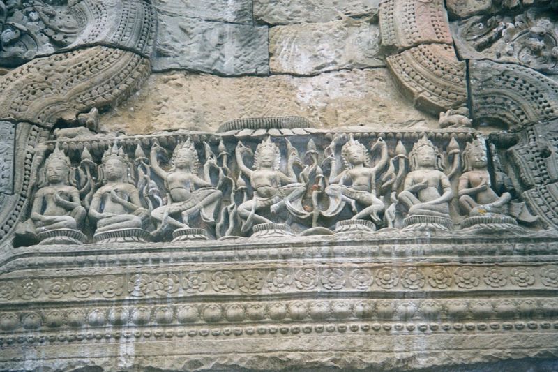 Back on the main east-west axis of the temple there is a room called The Hall of Dancers, a name based on its many trimmings like this one o