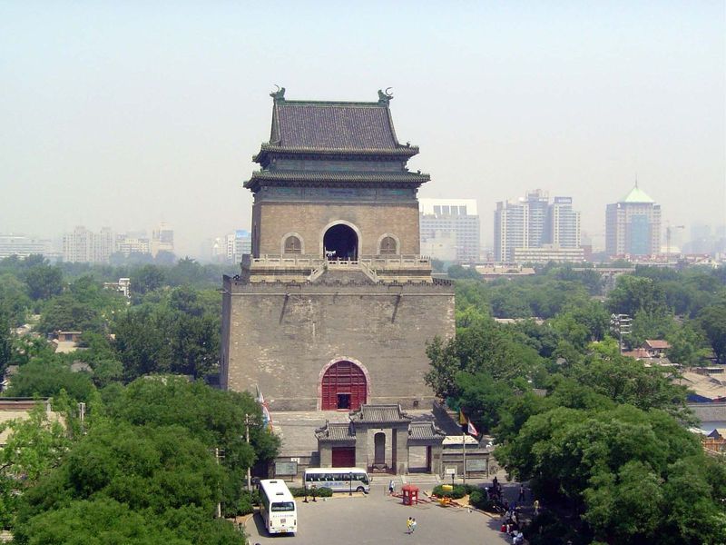 We've continued almost a mile north and are in the Drum Tower. In front of us is the Bell Tower, rebuilt in 1745. Once, there were two more 