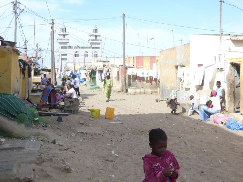 Most of the streets on Barbarie make no effort to hide their underlying sand.