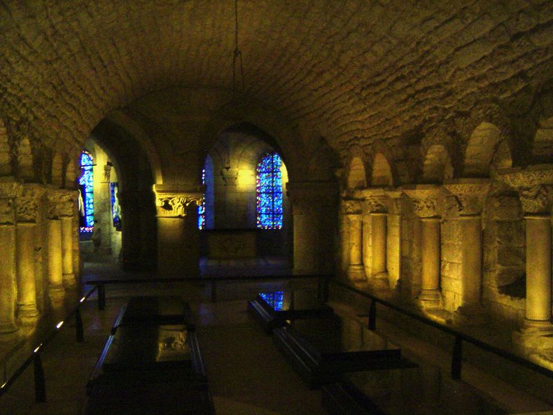 From the time of Hugh Capet, this church was also the burial place of France's kings, 42 of them before the revolution. They were buried in 