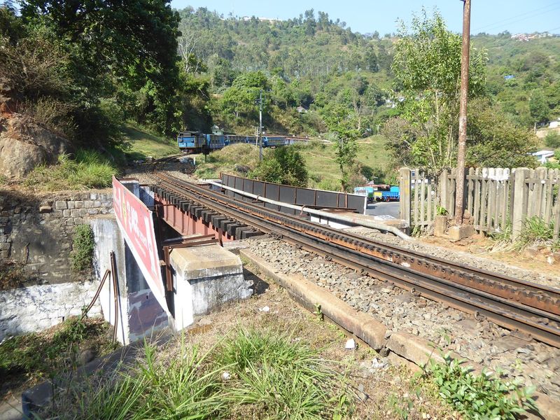 This picture gives a fair sense of the actual slope of the line. The train is approaching.