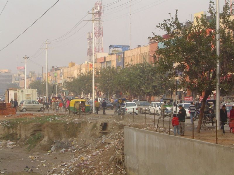 Don't forget that this is urban India, though. You can't escape the trash.