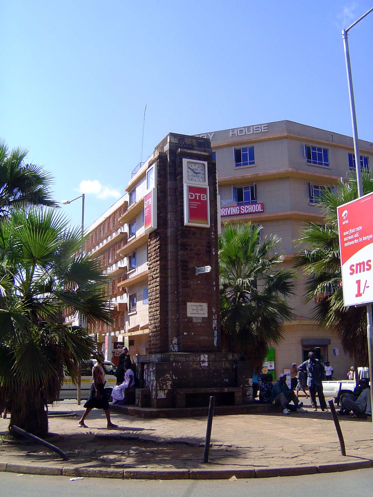 As for Thika, the Old Town now adjoins a much newer one. Here, the Old Town's inevitable clocktower.
