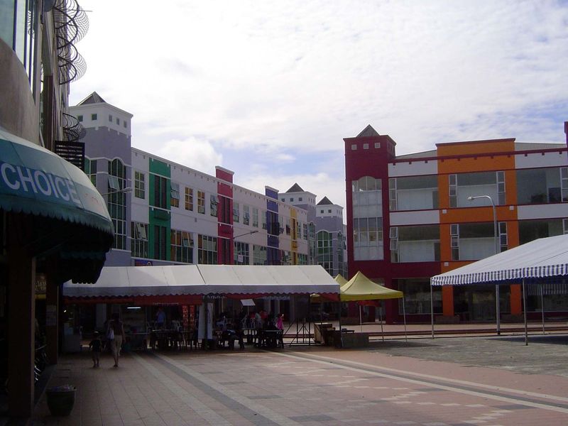 A couple of miles farther in, the Premier 101 commercial center echoes New Urbanist principles.