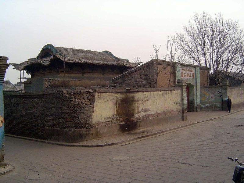 An abandoned home.
