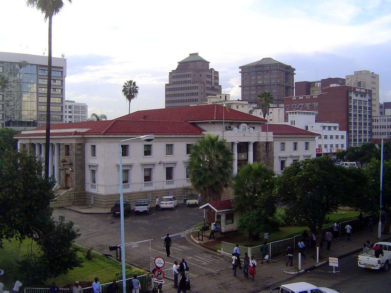 The 1930s also saw some fairly dreary public buildings, including the Town House or city hall, built in 1933 to a design by Cathcart. Thanks