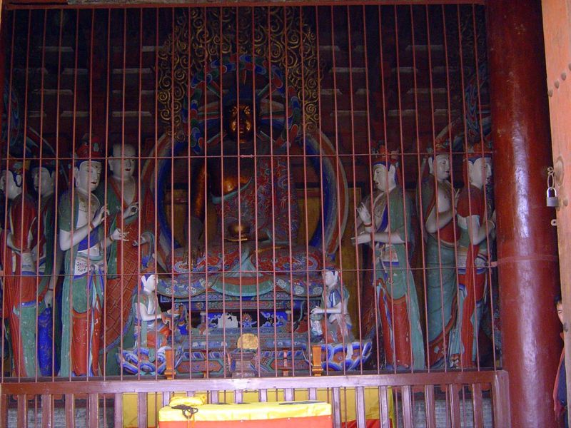 Again from Liang's description in Fairchild: "The huge doors were at once thrown open for us. The interior, seven bays in width, was more th