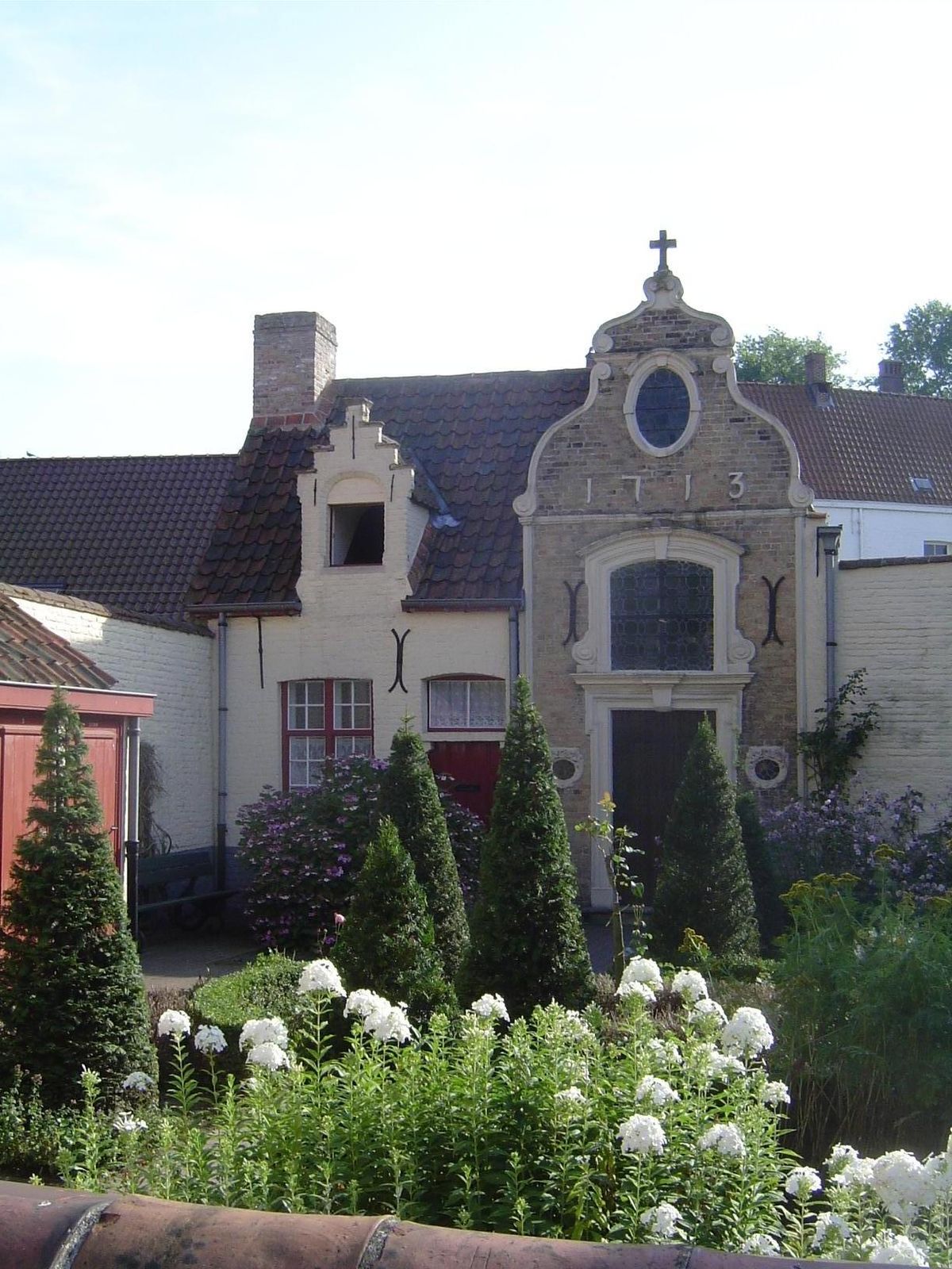 The chapel of the Beguinage.