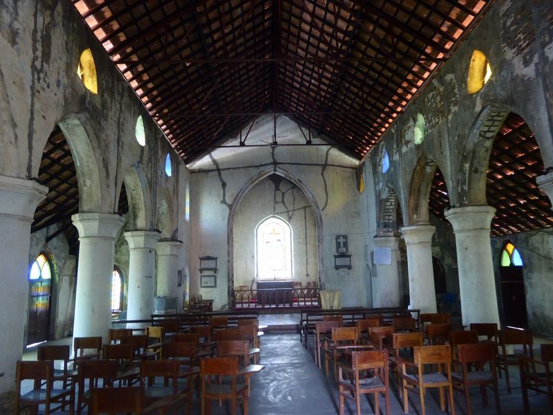 Perhaps it's left unkempt to appeal to the foreigners who come for the Sunday afternoon service in English.