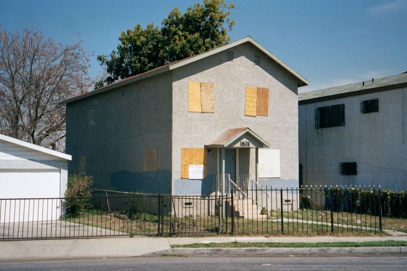 Some owners don't bother with "for sale" signs.