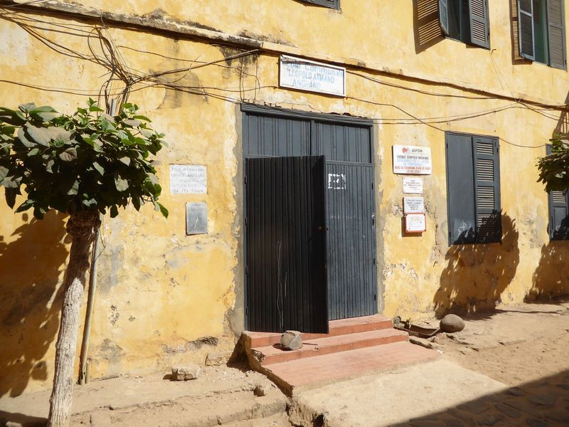 Here's the entrance to that school, the École Elementaire Leopold Armand Angrand 1859-1906. It's named for the mulatto son of a French shipo