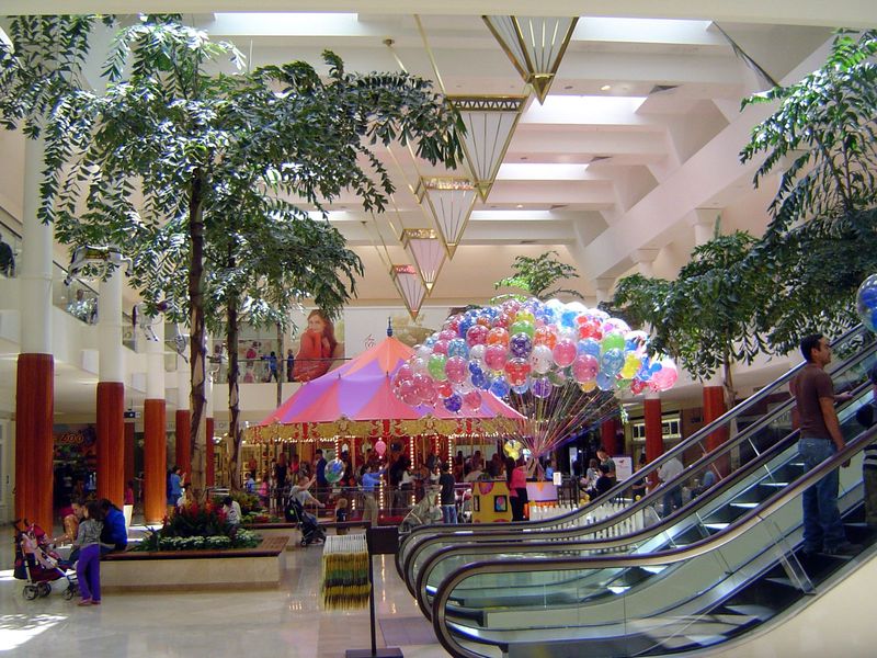 Speaking of shopping centers, let's to go the Southland's biggest: South Coast Plaza, in Costa Mesa. It's got five department stores—Sears t