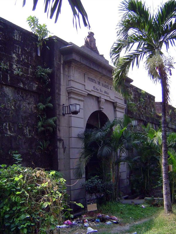 The Puerta Isabel II is named for the queen who sat on the Spanish throne in 1861, when this gate was built to relieve congestion at adjacen