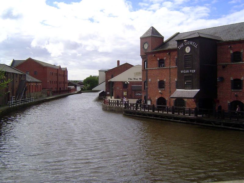 And here is the presumed location of Wigan Pier. In Chapter 4, Orwell writes of himself: "Mr Orwell was 'set down' in Wigan for quite a whil